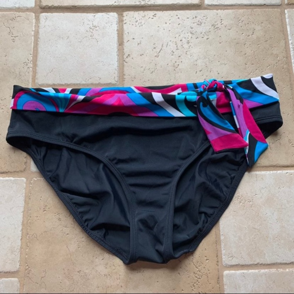 Sonoma swim bottoms 16